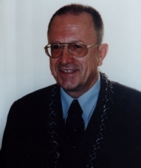 Prof.dr.sc. Njegomir Radić